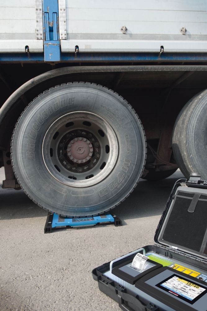 Rice Lake Weighing Load Ranger RF-MD Wireless Wheel Pad Scale, 3,300 lb x 1 lb (each pad sold individually)