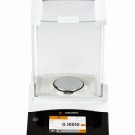 Quintix, Semi-microbalance, front view