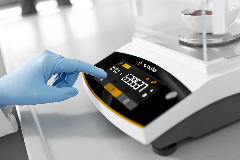 Sartorius BCE124i-1S Entris II Series Analytical Balance with internal calibration, 120 g x 0.1 mg